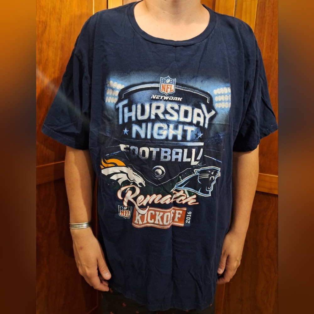 🏈 No Brand 2016 men's dark blue Denver Broncos t-shirt. Size 2X